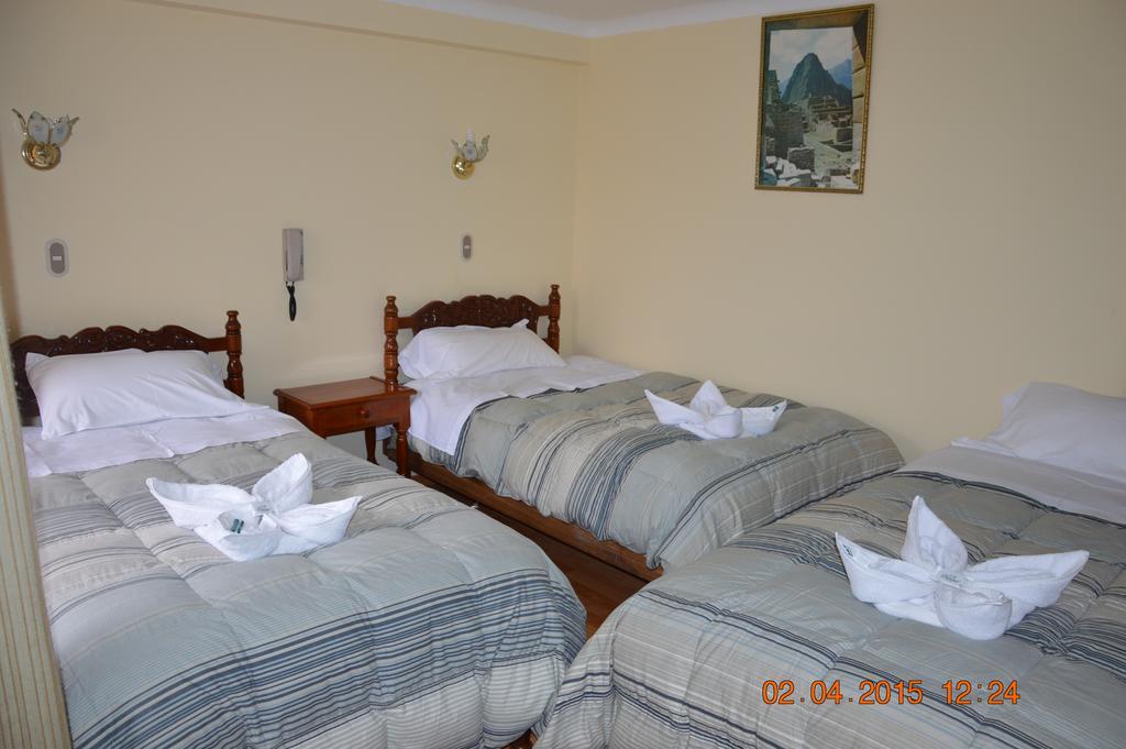 Hostal Huaynapata Cusco Room photo